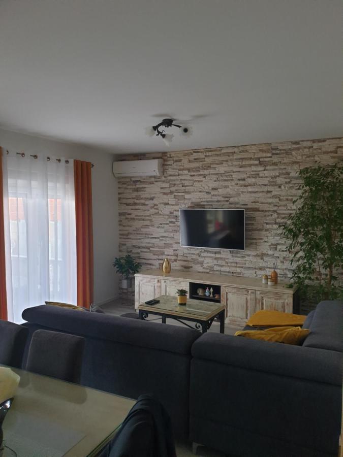 דירות ביבינייה House Aurora מראה חיצוני תמונה